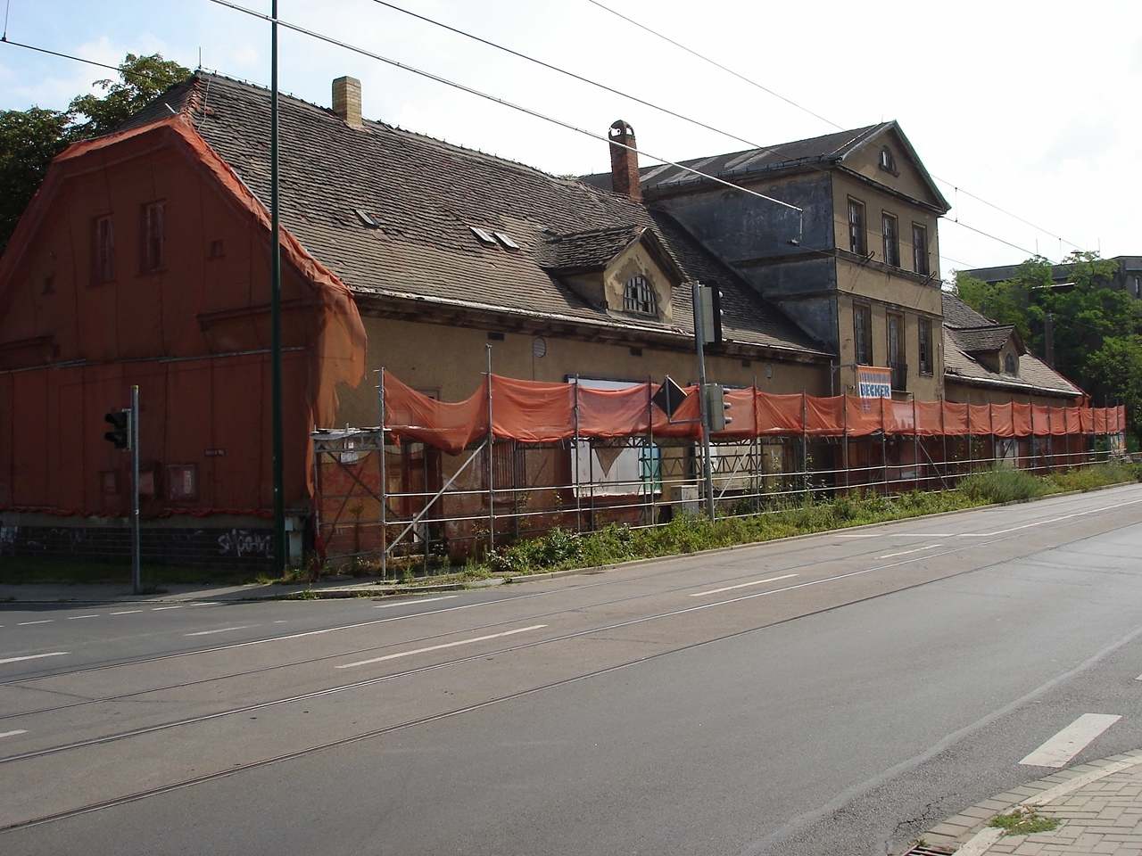 Lützschenaer Gasthof vor dem Abriß im Herbst 2006