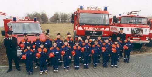 Mannschaftsfoto Jugendfeuerwehr Ltzschena